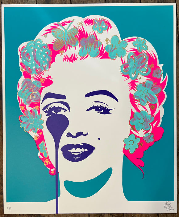 Handfinished Marilyn Classic - butterflys flutter by